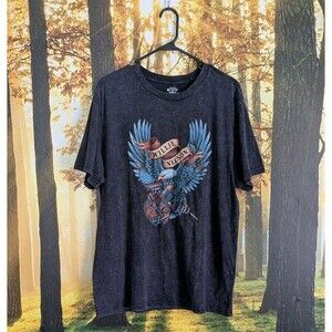 NEW Willie Nelson Eagle w Guitar Graphic T-shirt Vintage Look USA Flag Large NWT